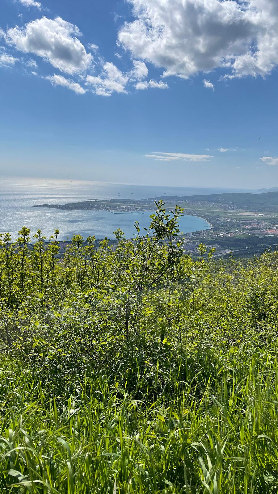 Панорамные виды на море и город